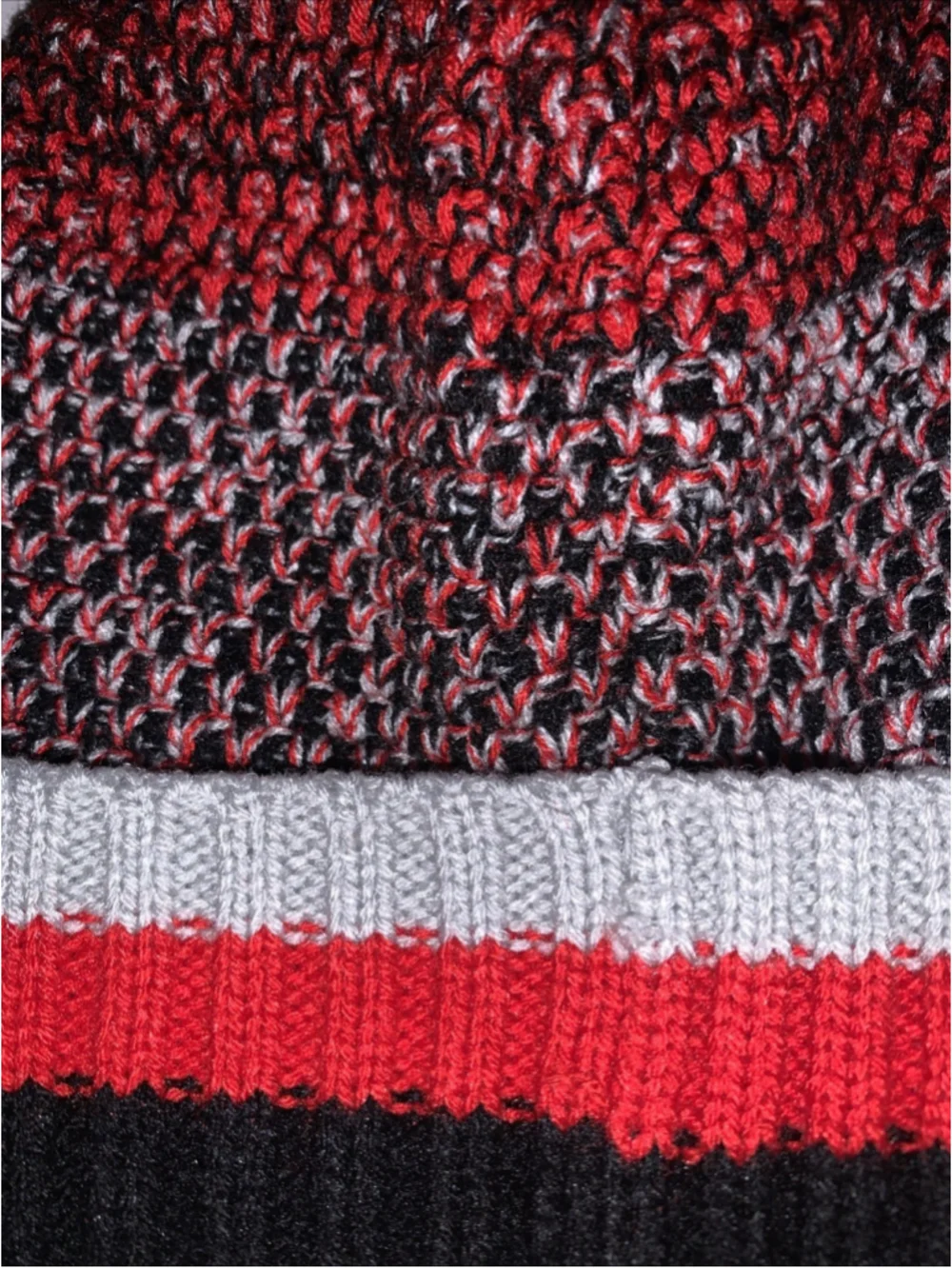 Marvel Spider-Man Spidey Knit Boy Beanie Hat with Pom Size Small